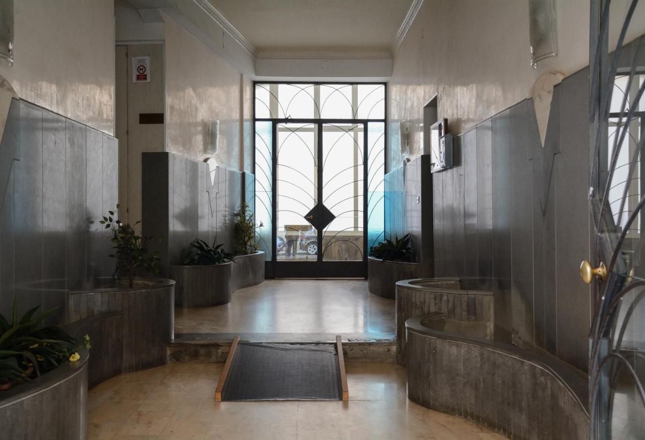 Residenza Margherita - Centralissima ซาแลร์โน ภายนอก รูปภาพ