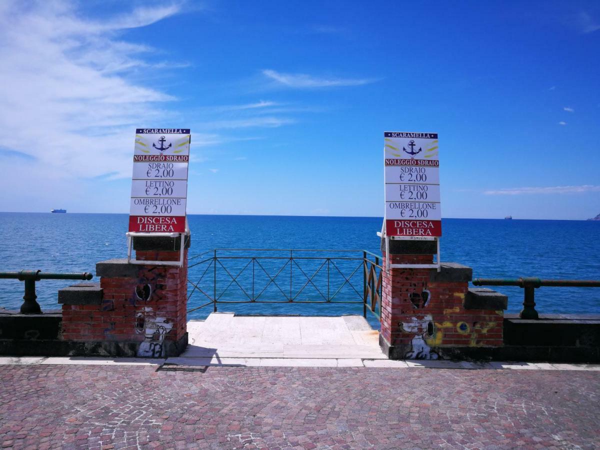 Residenza Margherita - Centralissima ซาแลร์โน ภายนอก รูปภาพ